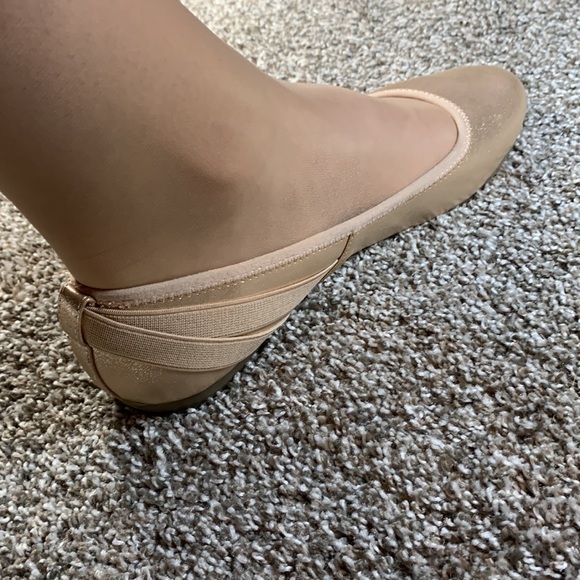 Used Anne Klein Sport Pink sparkle Flats Size 9 - Picture 5 of 6